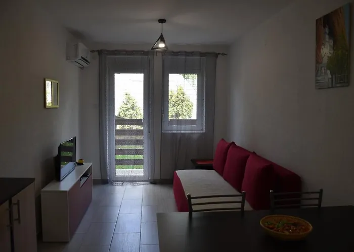 Ljutovac Apartamento